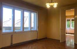 Apartament 3 camere, zona ultracentrala si linistita!