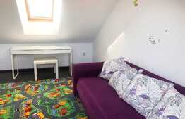 Apartament de 3 camere pe 2 etaje cu view peste oras!