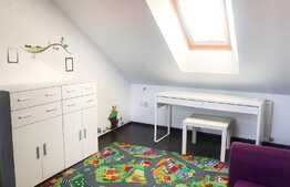 Apartament de 3 camere pe 2 etaje cu view peste oras!