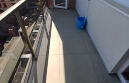 Apartament cochet de 3 camere, loc de parcare, zona VIVO!