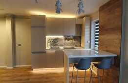 Apartament cochet de 3 camere, loc de parcare, zona VIVO!