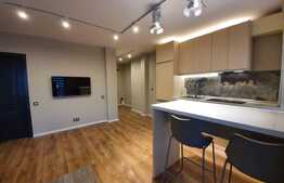 Apartament cochet de 3 camere, loc de parcare, zona VIVO!