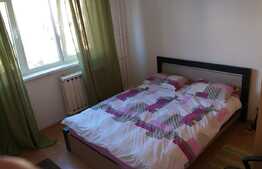 Apartament 2 camere decomandate, etaj intermediar, zona strazii Tulcea