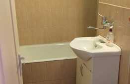 Apartament 2 camere decomandate, etaj intermediar, zona strazii Tulcea