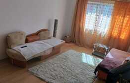 Apartament 2 camere decomandate, etaj intermediar, zona strazii Tulcea