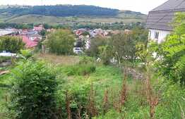 Teren intravilan in Baciu suprafata 750 mp, front 14.53ml utilitati la limita proprietatii