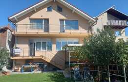 Vila exclusivista de vanzare in Cluj, 450mp utili ,teren600 mp, front 12ml