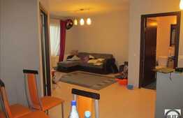 De vanzare 2 camere, 45.5 mp, balcon, zona Terra! Parcare inclusa!