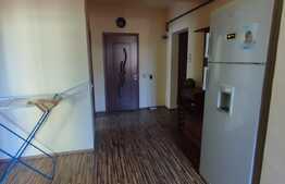 Apartament de 2 camere, decomandat, 60 mp, zona Porii!