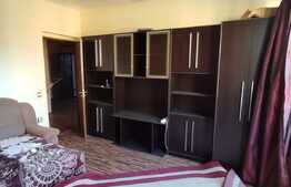 Apartament de 2 camere, decomandat, 60 mp, zona Porii!