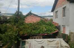 Casa Gruia cuplata demolabila/zona Kovari /35mp utili/120 mp curte