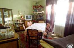 De vanzare apartament 4 camere decomandate, zona Aleea Retezat. Boxa inclusa!