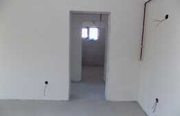 Apartament 2 camere semifinisat, gradina de 60mp Zona Avram Iancu BMW