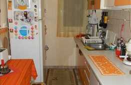 Zona Aleea Clabucet, vanzare 2 camere decomandate 40 mp. Boxa inclusa!