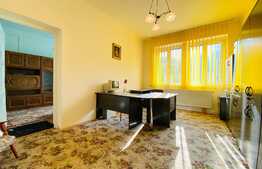 Apartament de 3 camere, 65 mp, zona Piata Avram Iancu 