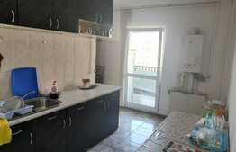 Apartament 2 camere decomandate, 2 balcoane, pe etaj intermediar!