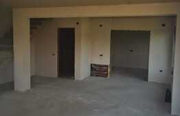 Duplex de 120 mp utili, 4 camere, imobil nou, Stupini!