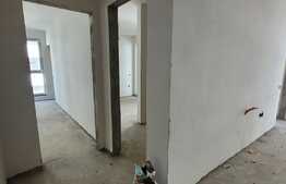 Apartament cu 3 camere, 61 mp, decomandat