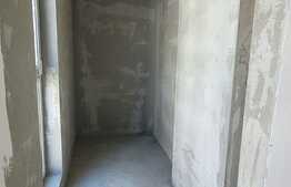 Apartament cu 3 camere, 61 mp, decomandat