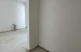 Apartament cu 3 camere, 61 mp, decomandat