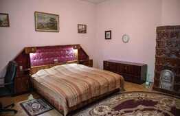 Casa de 191 mp utili, 14 camere, 787 mp teren, Tractoru! 