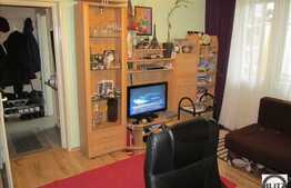 2 camere de vanzare, 48 mp utili, zona Hotel Royal, cu boxa si parcare