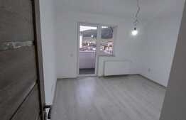 Apartament 3 camere, 2 bai, 65mp, parcare, zona Cetății!