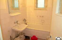 Zona Muncitorilor, vanzare 3 camere decomandate, 72 mp. 2 Boxe incluse!