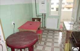 Zona Muncitorilor, vanzare 3 camere decomandate, 72 mp. 2 Boxe incluse!