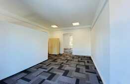 Vila renovata, 372 mp, curte proprie de aprox 300 mp, zona piata Cipariu