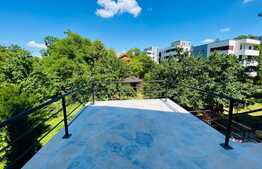 Vila renovata, 372 mp, curte proprie de aprox 300 mp, zona piata Cipariu