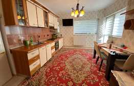 Apartament de 2 camere, 50 mp, parcare, zona Florilor!