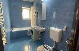 Apartament de 2 camere, 50 mp, parcare, zona Florilor!