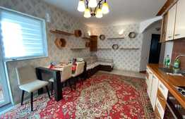 Apartament de 2 camere, 50 mp, parcare, zona Florilor!