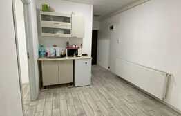 Spatiu comercial sau de birouri, 73 mp, parcare, zona Vivo!