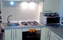 Apartament pe 2 nivele, la casa, in zona strazii Donath. Loc de parcare!