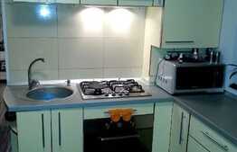 Apartament pe 2 nivele, la casa, in zona strazii Donath. Loc de parcare!