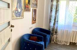 Apartament lux cu 2 camere , decomandat, 60 mp, zona UMF