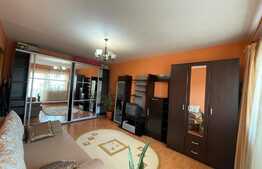 Apartament de 2 camere, decomandat, 50mp, zona Iulius Mall