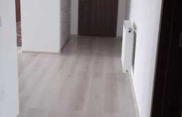 Apartament 3 camere , 71 mp .