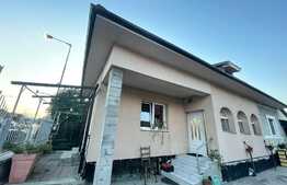 Casa individuala + anexa si spatiu de birou / comercial, 1071 mp teren , Avram Iancu 