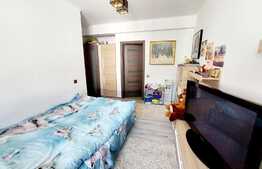 Apartament 3 camere, 75mp, 2 balcoane, garaj, zona Sub Cetate!