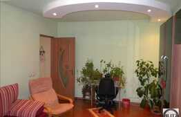 Vanzare mansarda cu 2 camere, 50.71 mp plus balcon, zona Florilor!