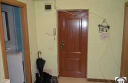 Vanzare mansarda cu 2 camere, 50.71 mp plus balcon, zona Florilor!