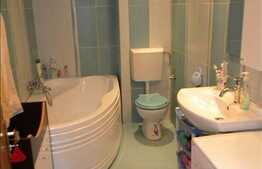 Vanzare mansarda cu 2 camere, 50.71 mp plus balcon, zona Florilor!