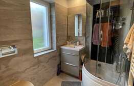 Casa individuala de vanzare  , 110 mp, 3 nivele, 1000 teren, sat Tauti 