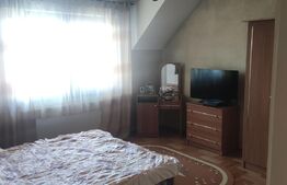 Descoperă casa visurilor tale (200mp utili plus teren 1100mp)- O oază verde independentă energetic cu 2 garaje mari! zona Hălchiu