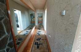 Descoperă casa visurilor tale (200mp utili plus teren 1100mp)- O oază verde independentă energetic cu 2 garaje mari! zona Hălchiu