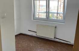 Apartament 2 camere , decomandate , zona strazii ION MESTER!