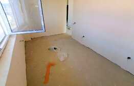 Apartament 3 camere cu CF , 53 mp, balcon, parcare , zona strazii Teilor!